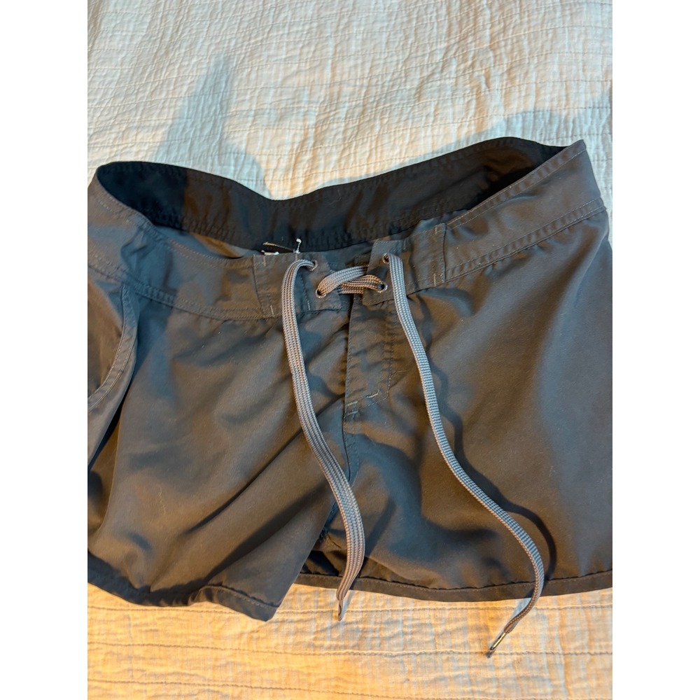 Oakley Board Shorts Womens 32 Waist Black Gray Surf Swim Trunks 581860 01K